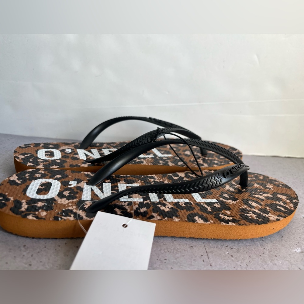 NWT O'Neill Bondi‎ Animal Print Sandals Flip Flops Casual Beach Thong Women's 7 - Picture 3 of 9